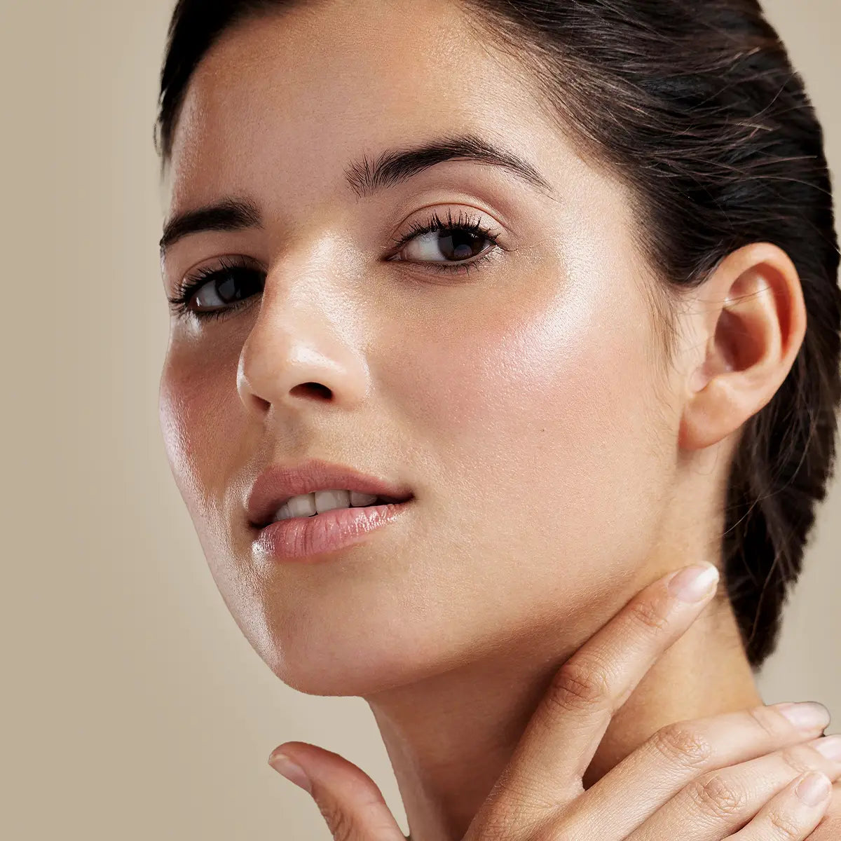 Máxima Lift: Lipoescultura facial, papada y cervical + endolifting